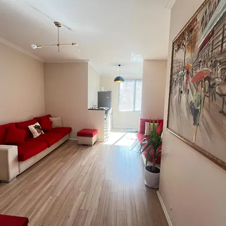 Joel 1br Center Apartmán